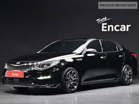 KNAGU416BGA016645 — 2015 Kia K5, фото до ремонта