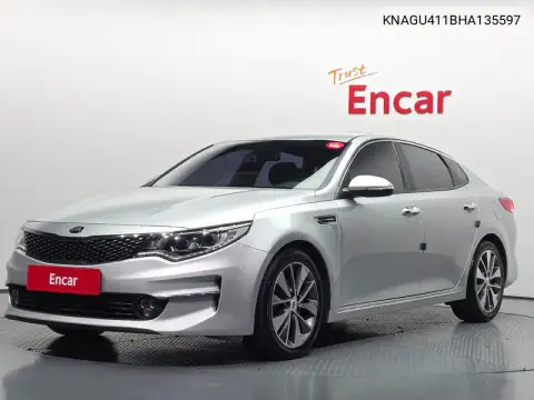 KNAGU411BHA135597 — 2016 Kia K5, фото до ремонта