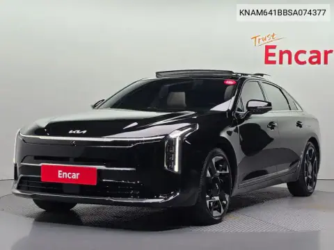 KNAM641BBSA074377 — 2024 Kia K8, фото до ремонта