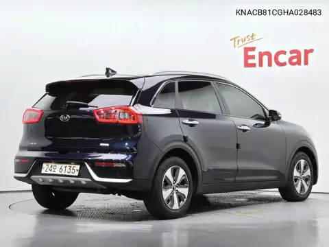 KNACB81CGHA028483 — 2016 Kia NIRO, фото до ремонта