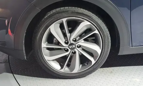 Niro Prestige VIN KNACB81CGJA129840 фото 4