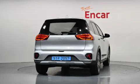 Niro Plus Air VIN KNAA181GFPT001421 фото 4