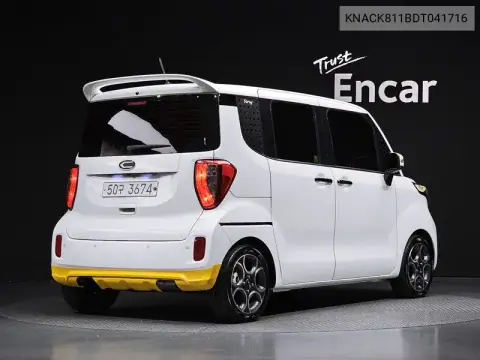 Ray Prestige VIN KNACK811BDT041716 фото 2