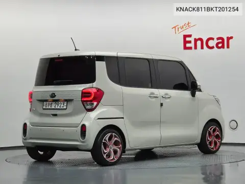 The New Ray Prestige VIN KNACK811BKT201254 фото 2