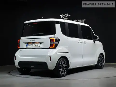 The New Kia Ray Signature VIN KNACH811BPT342445 фото 2