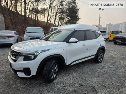 KNAEP812GNK210678 — 2021 Kia Seltos, фото до ремонта