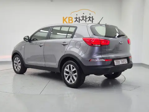 The New Sportage R Diesel 2Wd Luxury VIN KNAPB813BEK548151 фото 3