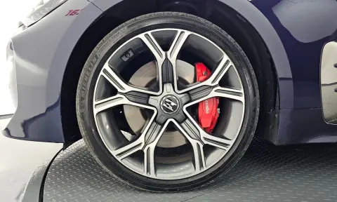 Stinger 3.3 Turbo Awd Gt VIN KNAE751CDJS012737 фото 4