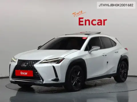 JTHY6JBH0K2001682 — 2019 Lexus UX, фото до ремонта