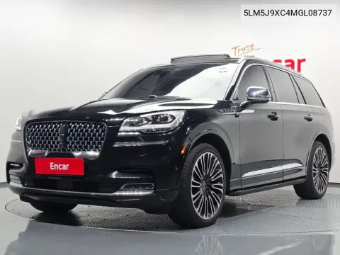5LM5J9XC4MGL08737 — 2021 Lincoln, фото до ремонта