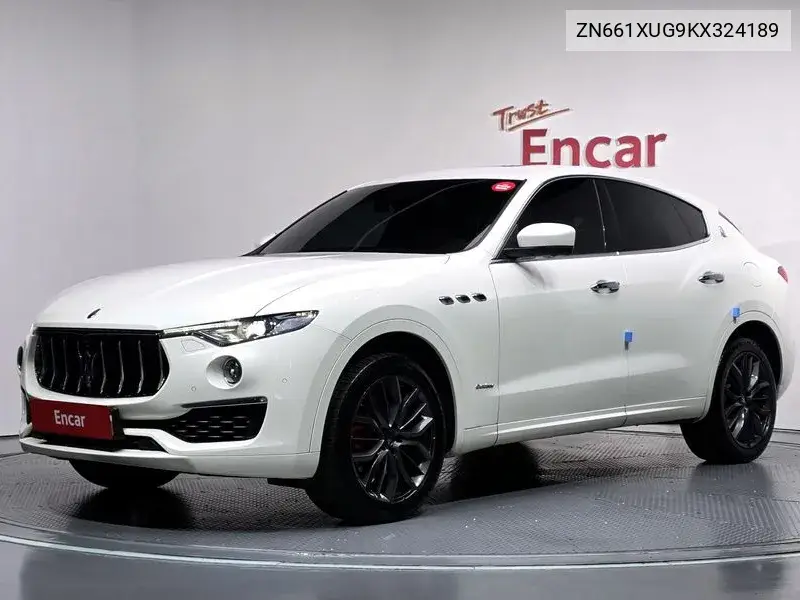 Levante 3.0 Awd Granlusso VIN ZN661XUG9KX324189 фото 1