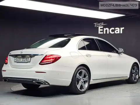 E-Class W213 E300 Avantgarde VIN WDDZF4JB8HA067423 фото 2