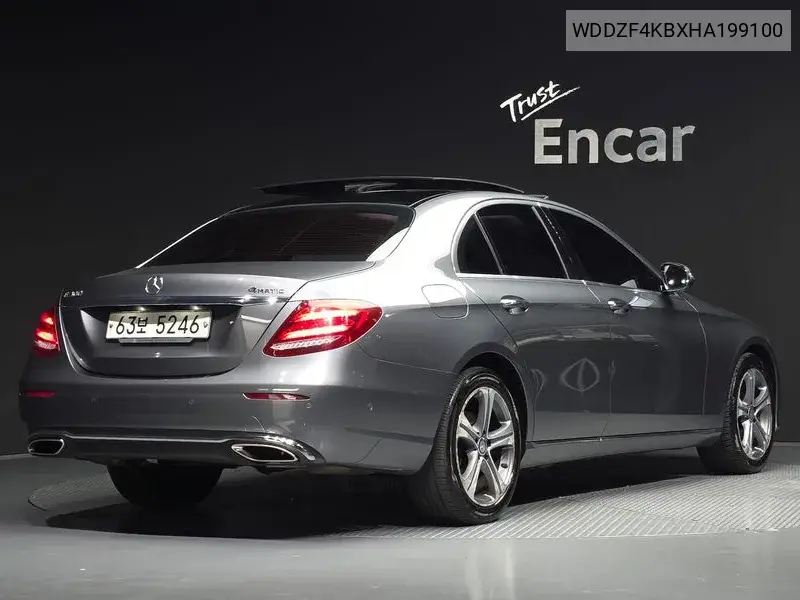E-Class W213 E300 4Matic Avant-Garde Intelligent Drive VIN WDDZF4KBXHA199100 фото 1