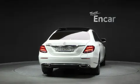 E-Class W213 E300E Exclusive VIN WDDZF5DB0KA669662 фото 4
