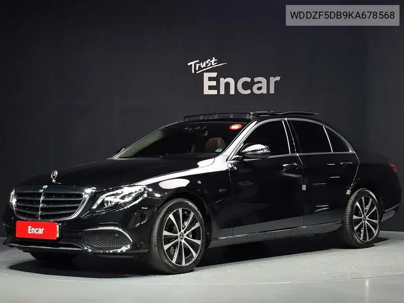 E-Class W213 E300E Exclusive VIN WDDZF5DB9KA678568 фото 1