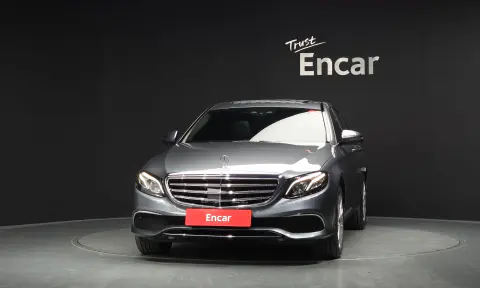 E-Class W213 E300 4Matic Exclusive VIN W1KZF4KBXLA842764 фото 3
