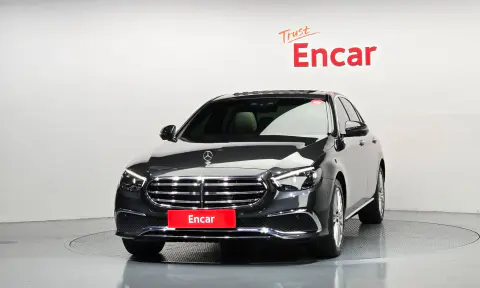 E-Class W213 E250 Exclusive VIN W1KZF4FB0NB083355 фото 3