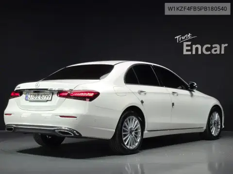 E-Class W213 E250 Exclusive VIN W1KZF4FB5PB180540 фото 2