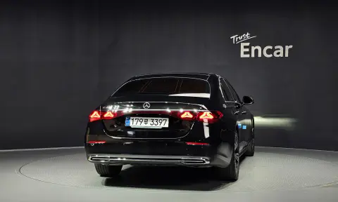 E-Class W214 E200 Avantgarde VIN W1KLF5AB8RA075440 фото 4