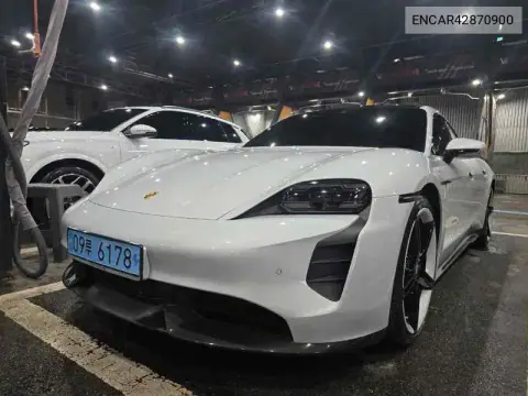 ENCAR42870900 — 2023 Porsche Taycan, фото до ремонта