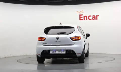 Clio Intense VIN VF1R98008KR699757 фото 3