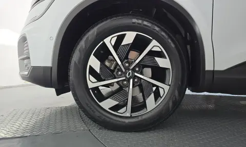 The New Qm6 2.0 Lpe Le 2Wd VIN KNME5C2C3RP094587 фото 4