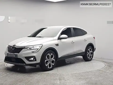KNMK5B2RMLP020227 — 2020 Renault Samsung XM3, фото до ремонта