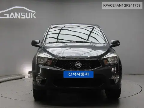 KPACE4AN1GP241759 — 2015 SsangYong Korando Sports, фото до ремонта