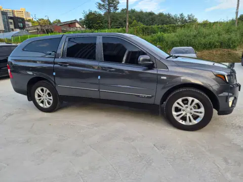 The New Korando Sports 2.2 Cx7 4Wd Club VIN KPACA4AE1HP306481 фото 3