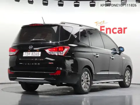 Korando Turismo 4Wd Tx 11-Seater VIN KPDKFDNE1GP111826 фото 2