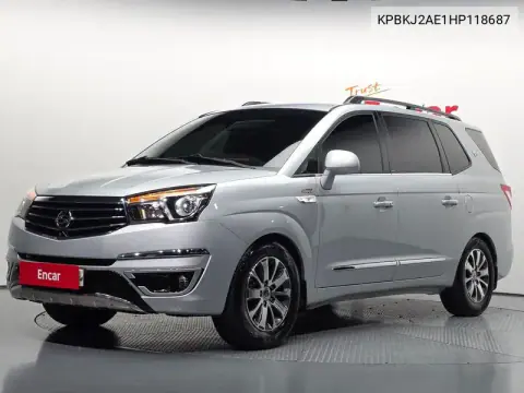 KPBKJ2AE1HP118687 — 2017 SsangYong Korando Turismo, фото до ремонта
