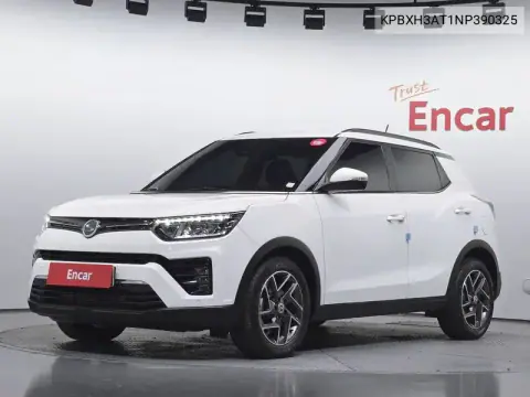KPBXH3AT1NP390325 — 2022 SsangYong Tivoli, фото до ремонта