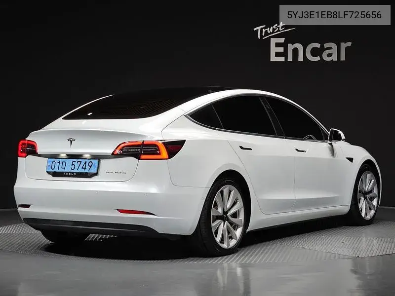 Model 3 Long-Range Awd VIN 5YJ3E1EB8LF725656 фото 1