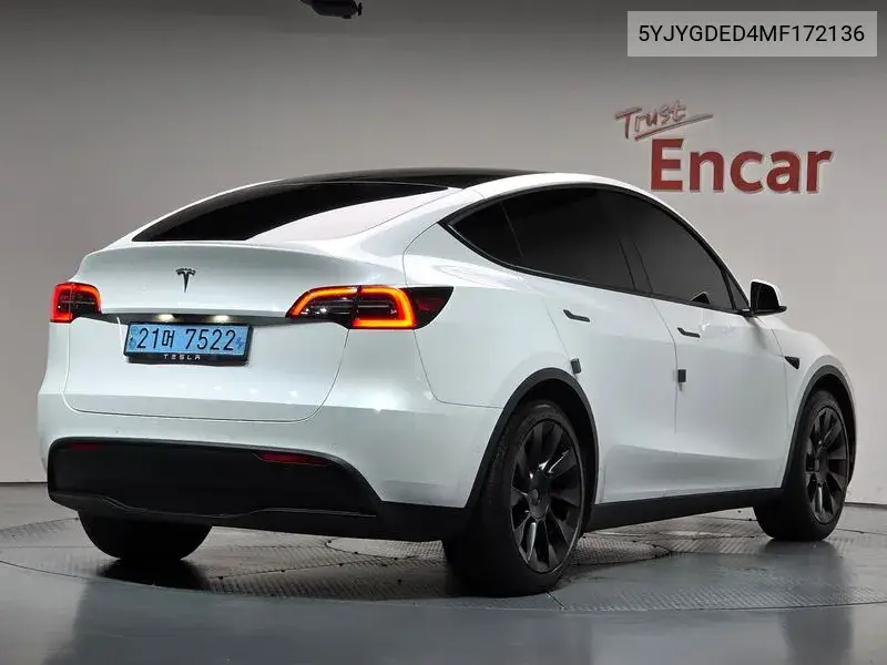 Model Y Standard Range Rwd VIN 5YJYGDED4MF172136 фото 1