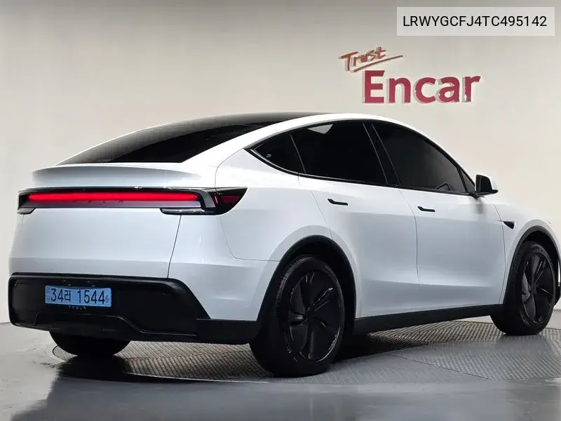 Model Y Premium Rwd VIN LRWYGCFJ4TC495142 фото 1