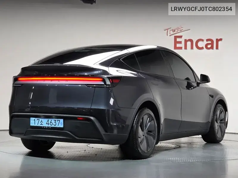 Model Y Premium Rwd VIN LRWYGCFJ0TC802354 фото 1