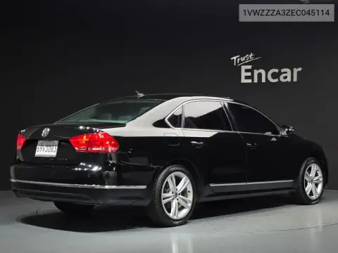 The New Passat 2.5 B7 VIN 1VWZZZA3ZEC045114 фото 2