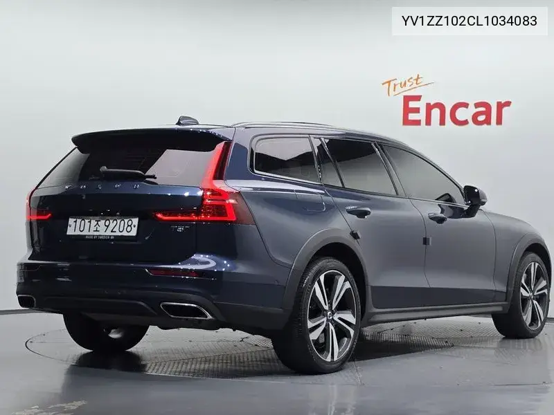 V60 Cross Country 2Nd Generation T5 Pro Awd VIN YV1ZZ102CL1034083 фото 1