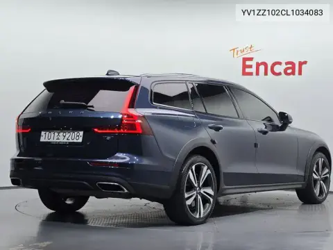 V60 Cross Country 2Nd Generation T5 Pro Awd VIN YV1ZZ102CL1034083 фото 1