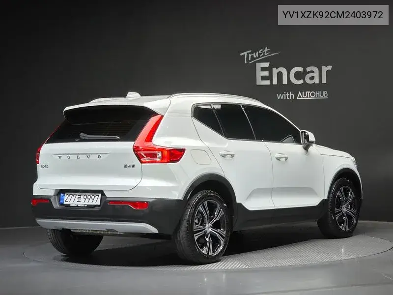 Xc40 B4 Inscription VIN YV1XZK92CM2403972 фото 1