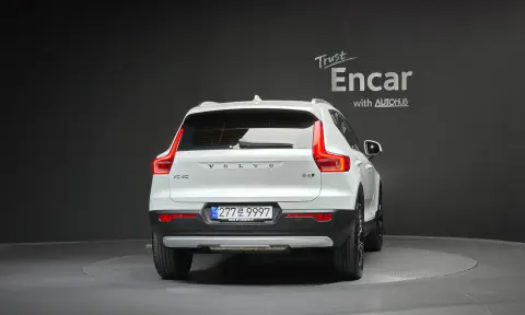Xc40 B4 Inscription VIN YV1XZK92CM2403972 фото 3