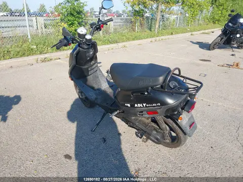 2022 Adly Scooter VIN RFLDC0513NA007745 фото 3