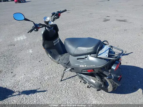 2024 Adly Scooter VIN RFLDC0515RA008594 фото 3