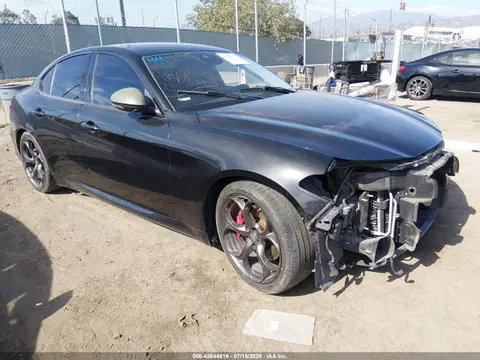 2017 Alfa Romeo Giulia Ti Rwd VIN ZARFAECNXH7549922 фото 1