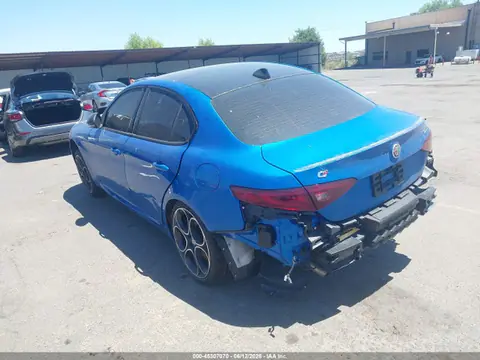 2022 Alfa Romeo Giulia Veloce Awd VIN ZARFANBN7N7660117 фото 3