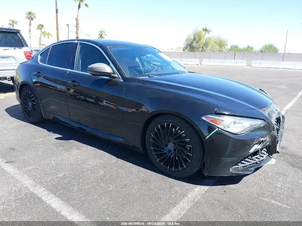 ZARFAECNXH7539343 — 2017 Alfa Romeo Giulia, Передняя часть (Front End), фото до ремонта