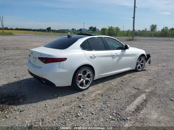 ZARFAEEN7J7580435 — 2018 Alfa Romeo Giulia, фото 4 с аукциона IAAI 29.09.2026, Передняя часть