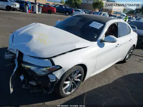 ZARFAEBN9J7566590 — 2018 Alfa Romeo Giulia, фото 3 с аукциона IAAI, Передняя часть
