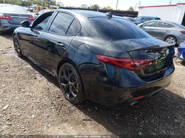 ZARFAMBN6L7634647 — 2020 Alfa Romeo Giulia, фото 3 с аукциона IAAI, Передняя часть