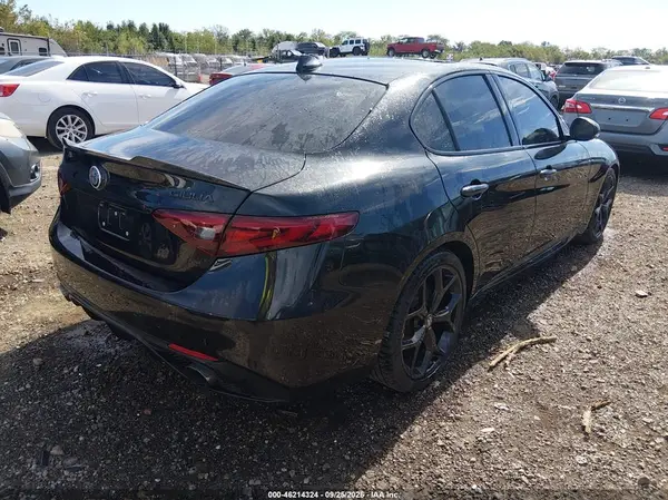 ZARFAMBN6L7634647 — 2020 Alfa Romeo Giulia, фото 4 с аукциона IAAI, Передняя часть